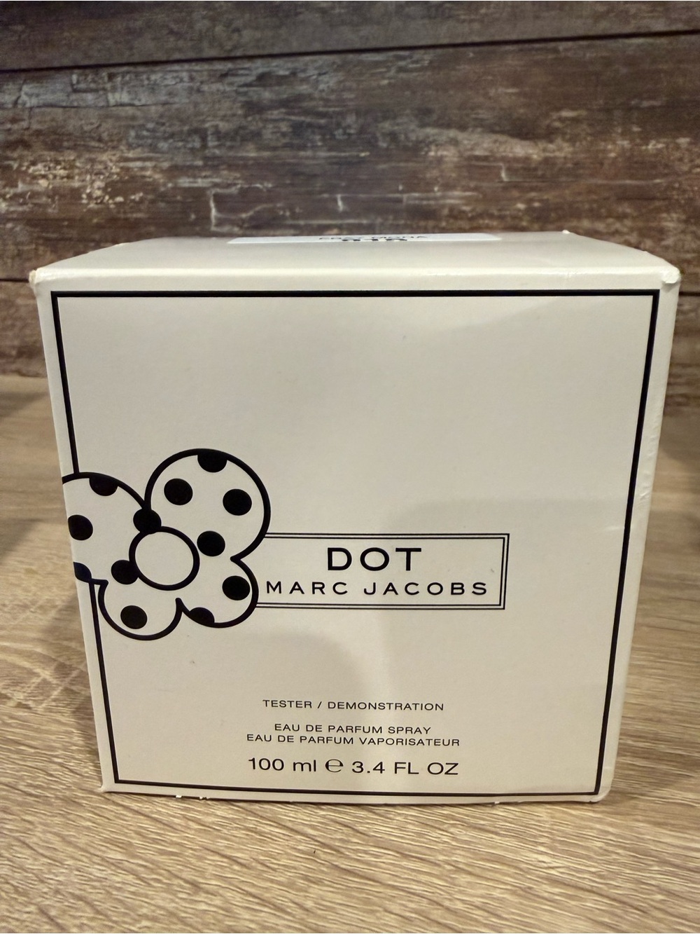 Marc Jacobs Dot Eau de Parfum Tester - White & Black